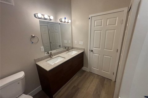 Condominio en venta en Orlando, Florida, 2 dormitorios, 83.61 m2 № 2157881 - foto 9