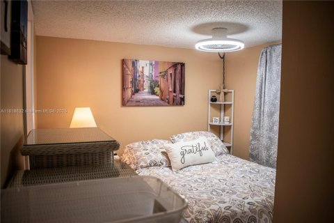 House in Coconut Creek, Florida 1 bedroom № 1937522 - photo 4