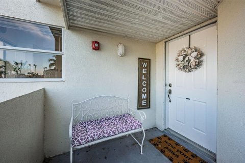Copropriété à louer à Saint Petersburg, Floride: 2 chambres, 99.41 m2 № 1537600 - photo 2