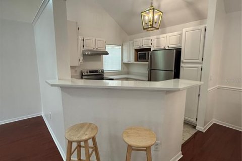 Condo in Orlando, Florida, 2 bedrooms  № 2227086 - photo 9