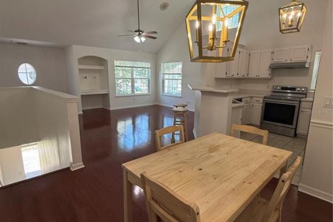 Condo in Orlando, Florida, 2 bedrooms  № 2227086 - photo 4