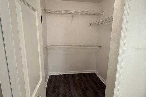Condo in Orlando, Florida, 2 bedrooms  № 2227086 - photo 17
