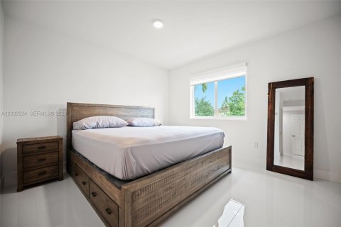 Condo in Doral, Florida, 2 bedrooms № 2176444 - photo 14