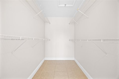 Condo in Coral Springs, Florida, 2 bedrooms  № 1710692 - photo 23