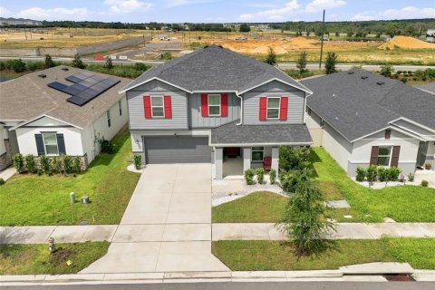 House in Davenport, Florida 5 bedrooms, 285.3 sq.m. № 2259047 - photo 26