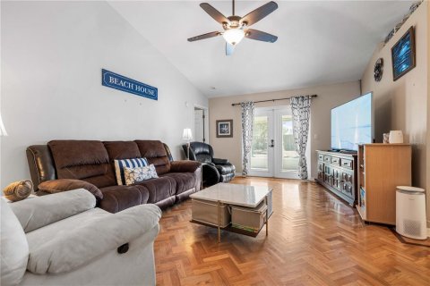 Casa en venta en Riverview, Florida, 3 dormitorios, 127.28 m2 № 1566209 - foto 3