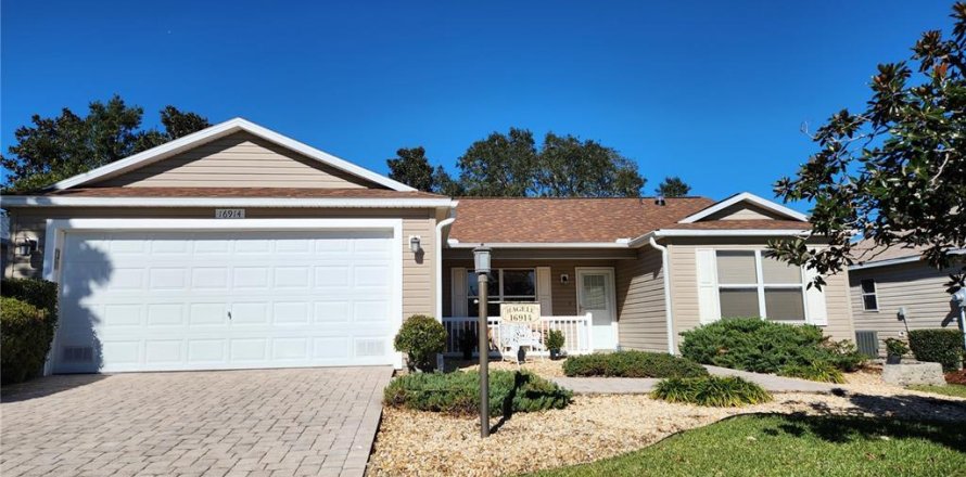 Casa en The Villages, Florida 3 dormitorios, 141.86 m2 № 1512899