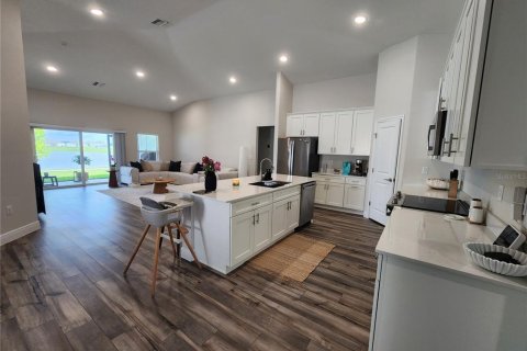 Casa en alquiler en Winter Haven, Florida, 4 dormitorios, 206.71 m2 № 1830089 - foto 4