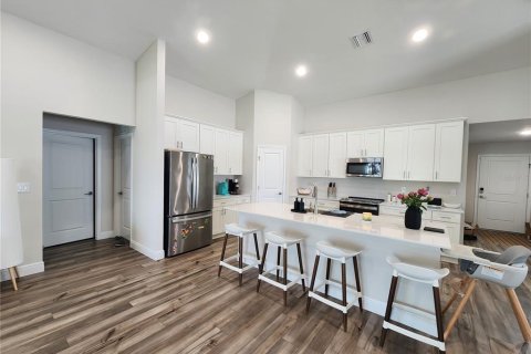 Casa en alquiler en Winter Haven, Florida, 4 dormitorios, 206.71 m2 № 1830089 - foto 3