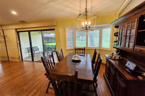House in Plantation, Florida 2 bedrooms, 105.72 sq.m. № 1857593 - photo 14