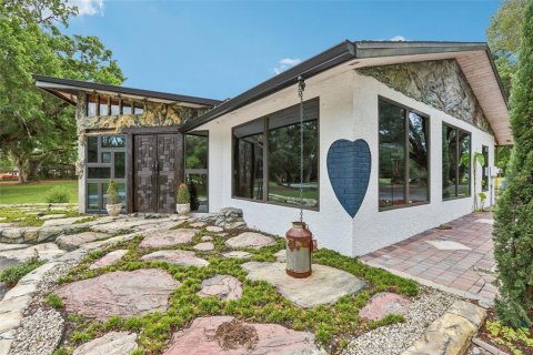 Villa ou maison à vendre à Dade City, Floride: 4 chambres, 243.31 m2 № 2206317 - photo 4