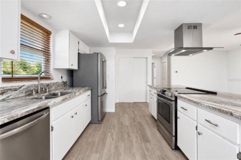 Villa ou maison à vendre à Port Charlotte, Floride: 2 chambres, 104.05 m2 № 2396241 - photo 8