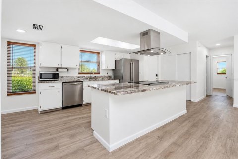 Villa ou maison à vendre à Port Charlotte, Floride: 2 chambres, 104.05 m2 № 2396241 - photo 6