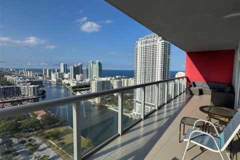 Condo in Hallandale Beach, Florida, 2 bedrooms  № 1940146 - photo 4