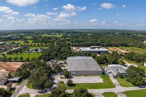 Immobilier commercial à louer à Leesburg, Floride: 4970.18 m2 № 1321954 - photo 8