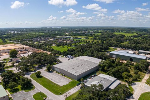 Immobilier commercial à louer à Leesburg, Floride: 4970.18 m2 № 1321954 - photo 9