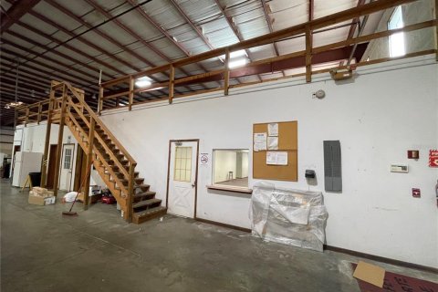 Immobilier commercial à louer à Leesburg, Floride: 4970.18 m2 № 1321954 - photo 18