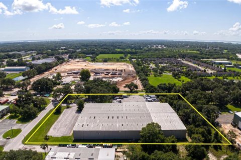 Immobilier commercial à louer à Leesburg, Floride: 4970.18 m2 № 1321954 - photo 10