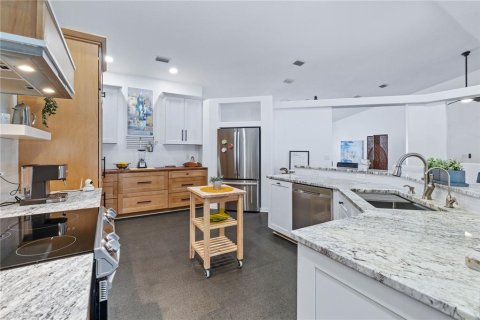 Купить виллу или дом в Палм-Кост, Флорида 5 комнат, 229.84м2, № 1682999 - фото 21