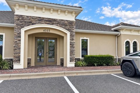 Immobilier commercial à Orlando, Floride 301.93 m2 № 2368998