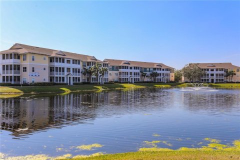 Condo in Bradenton, Florida, 1 bedroom  № 1543734 - photo 19