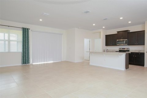 Villa ou maison à vendre à Ocala, Floride: 2 chambres, 168.43 m2 № 2141983 - photo 11