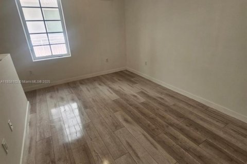 Condominio en venta en Miami Beach, Florida, 1 dormitorio, 47.47 m2 № 1882053 - foto 8