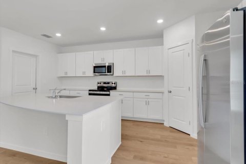 Villa ou maison à louer à Parrish, Floride: 5 chambres, 222.97 m2 № 2415066 - photo 11