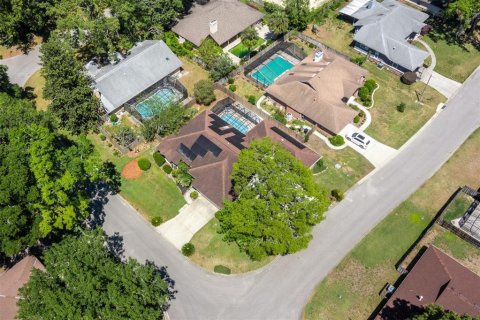 House in Gainesville, Florida 4 bedrooms, 208.19 sq.m. № 1717394 - photo 4