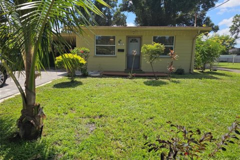 House in Ruskin, Florida 1 bedroom, 53.51 sq.m. № 2393536 - photo 2