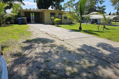 House in Ruskin, Florida 1 bedroom, 53.51 sq.m. № 2393536