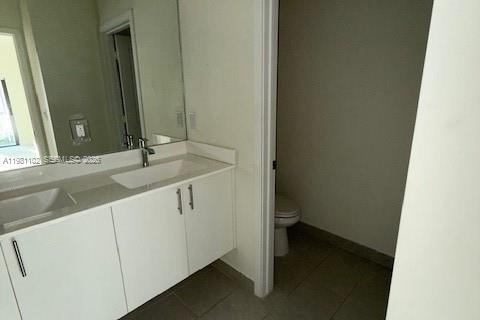 Townhouse in Doral, Florida 3 bedrooms, 173.36 sq.m. № 2043128 - photo 13