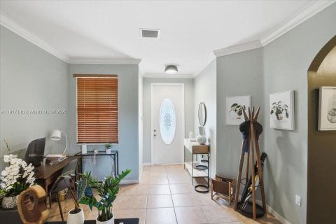 Townhouse in Miami, Florida 4 bedrooms, 168.06 sq.m. № 1972633 - photo 2