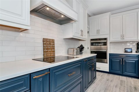 Casa en venta en Bradenton, Florida, 5 dormitorios, 348.76 m2 № 1910026 - foto 11