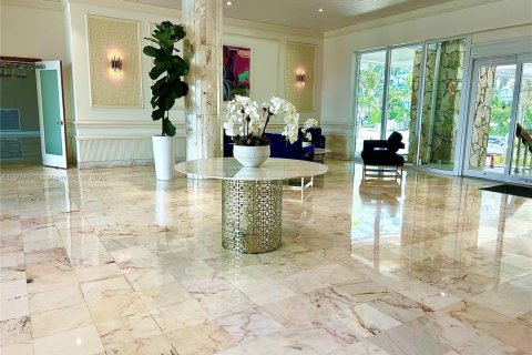 Купить кондоминиум в Майами-Бич, Флорида 2 спальни, 126.53м2, № 2013317 - фото 21