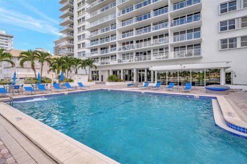 Купить кондоминиум в Майами-Бич, Флорида 2 спальни, 126.53м2, № 2013317 - фото 28