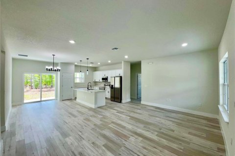 House in Citrus Springs, Florida 3 bedrooms, 142.05 sq.m. № 1911472 - photo 15