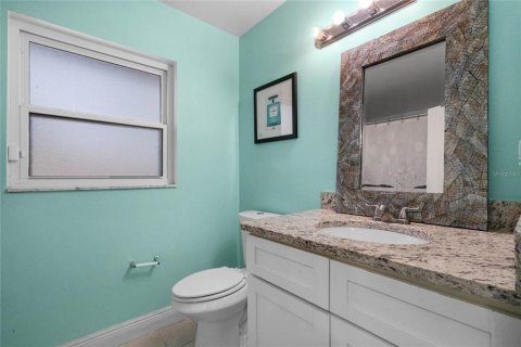 House in Maitland, Florida 4 bedrooms, 233.93 sq.m. № 1528670 - photo 25