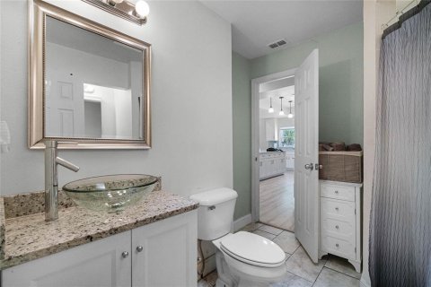 House in Maitland, Florida 4 bedrooms, 233.93 sq.m. № 1528670 - photo 29