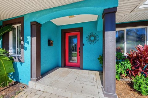 Casa en venta en Belleair, Florida, 2 dormitorios, 141.21 m2 № 2383311 - foto 3