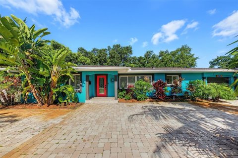 Casa en venta en Belleair, Florida, 2 dormitorios, 141.21 m2 № 2383311 - foto 2