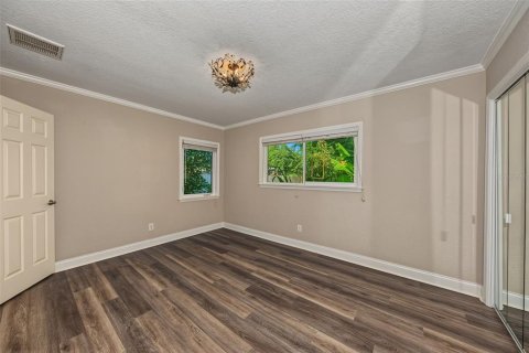 Casa en venta en Belleair, Florida, 2 dormitorios, 141.21 m2 № 2383311 - foto 15