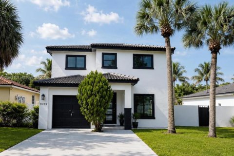 Villa ou maison à Hialeah, Floride 3 chambres, 179.86 m2 № 2348637