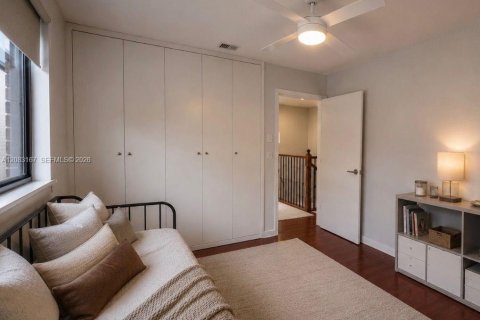Villa ou maison à vendre à Hialeah, Floride: 3 chambres, 179.86 m2 № 2348637 - photo 12