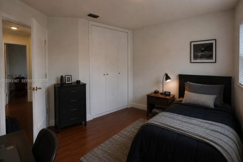 Villa ou maison à vendre à Hialeah, Floride: 3 chambres, 179.86 m2 № 2348637 - photo 14