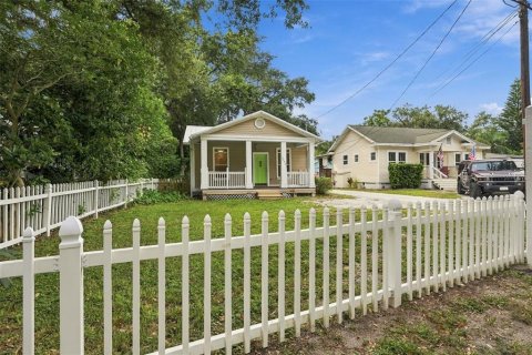 House in Dunedin, Florida 2 bedrooms, 62.43 sq.m. № 2394053 - photo 4