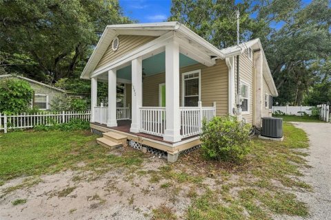 House in Dunedin, Florida 2 bedrooms, 62.43 sq.m. № 2394053 - photo 3