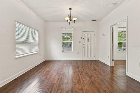 House in Dunedin, Florida 2 bedrooms, 62.43 sq.m. № 2394053 - photo 12