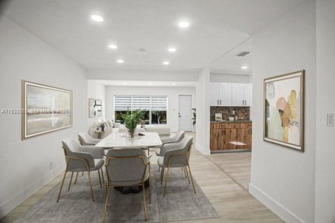 Купить виллу или дом в Окленд-Парк, Флорида 4 спальни, 170.94м2, № 1992039 - фото 8