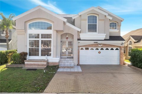 House in Kissimmee, Florida 4 bedrooms, 166.48 sq.m. № 1546463 - photo 1